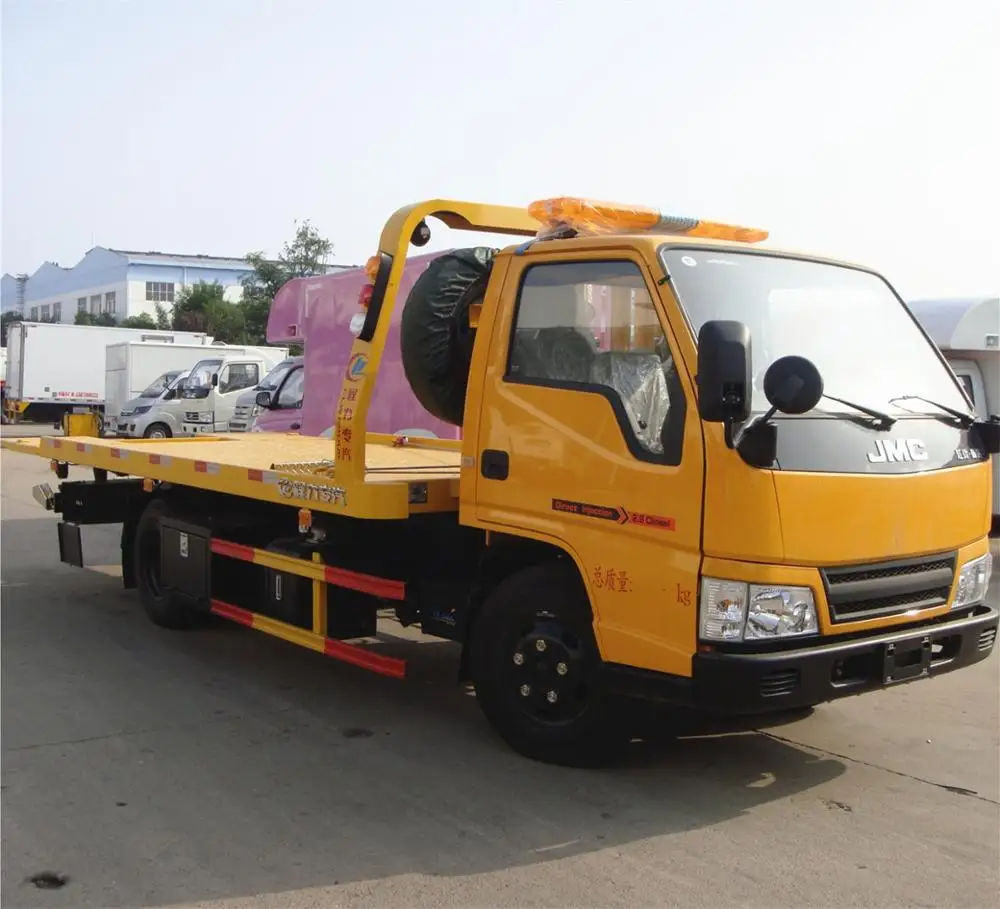 4x2 China Cheap Mini 3 Tons Flatbed Tow Truck for Sale in Dubai