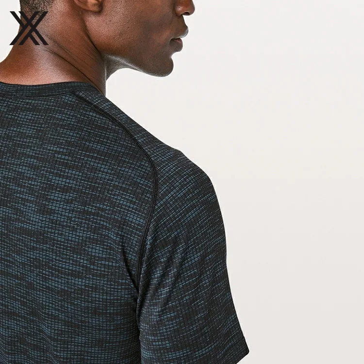 Professional Design Seamless Design Stretch Fabric Gym Men T Shirt