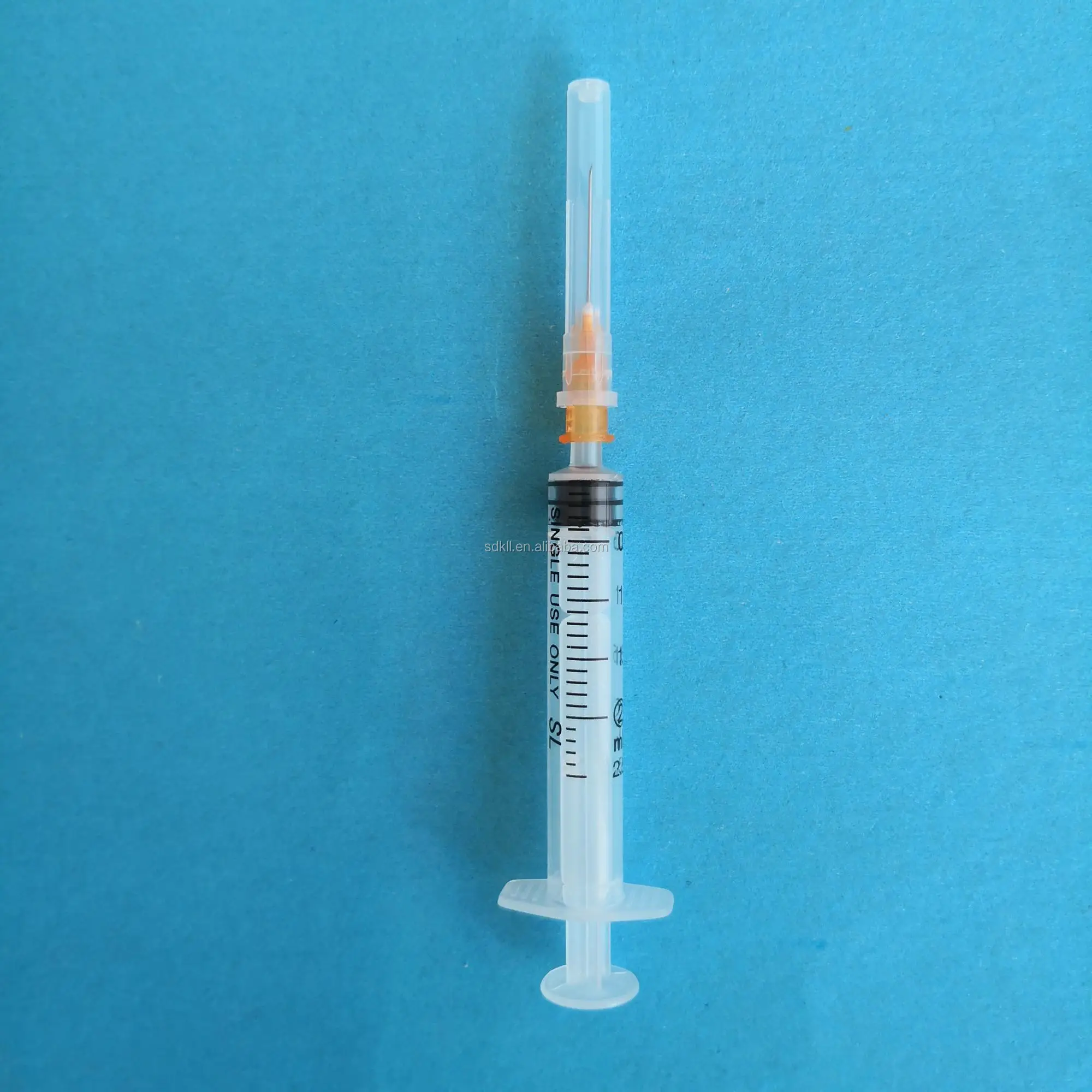 
disposable colored free 2cc insulin syringe with high quality 
