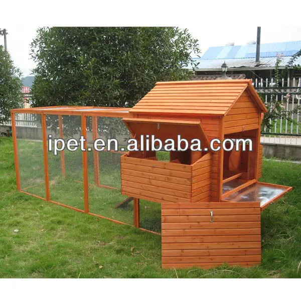 Large wooden chicken house CC073