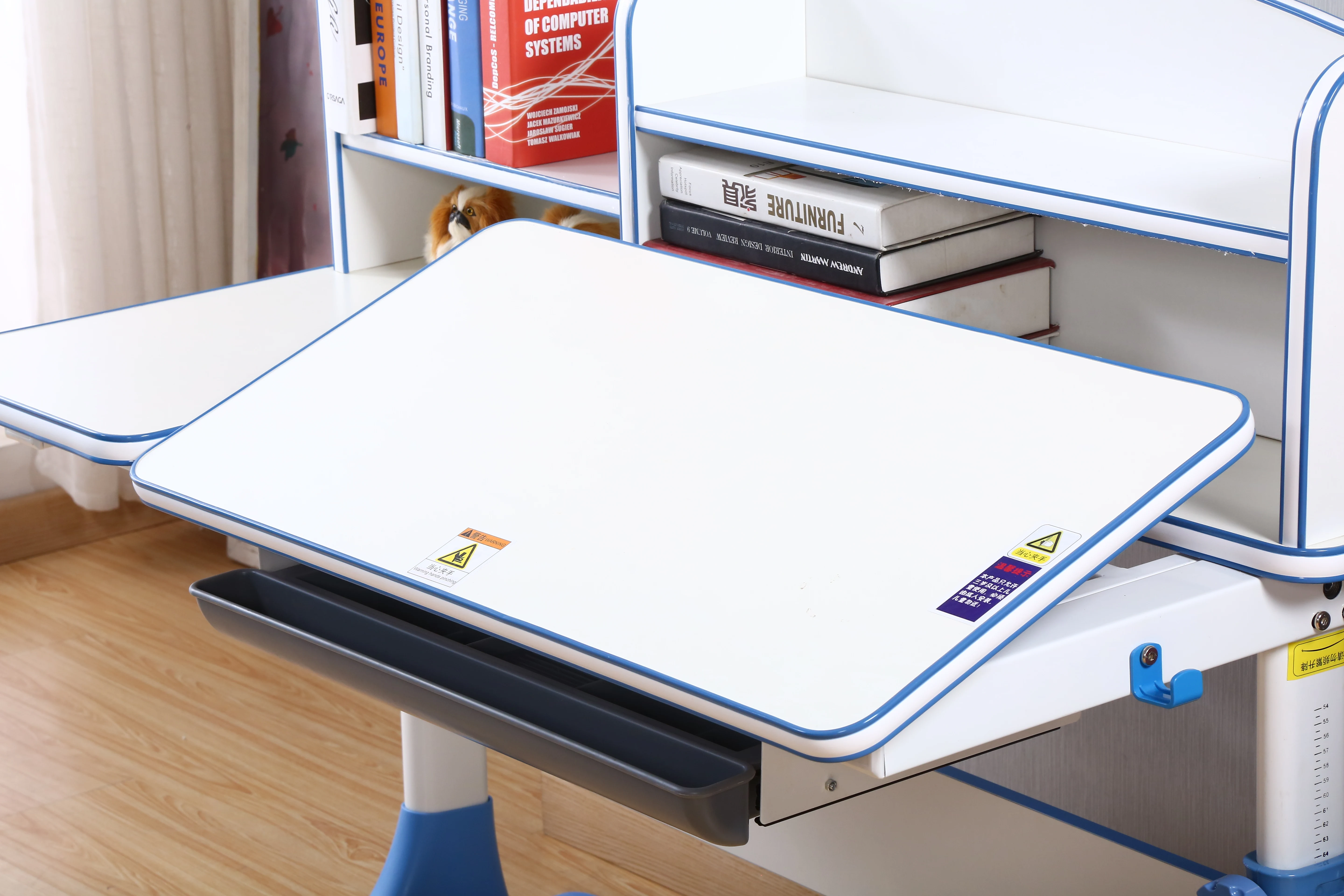 
Kids ergonomic study table for home use 