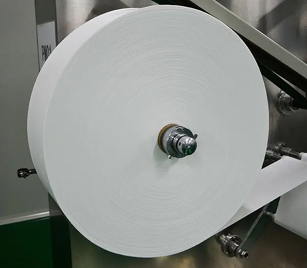 Fabric 35g 120mm Eco-friendly spunlace nonwoven fabric roll for shoes wet wipes