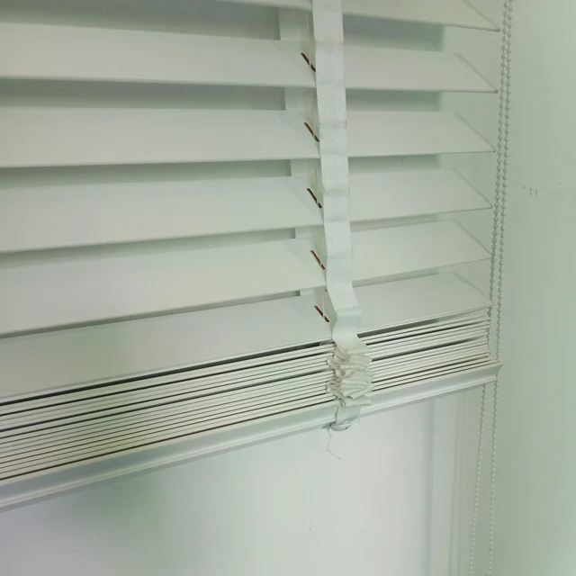 China high quality wood venetian blind/shutter