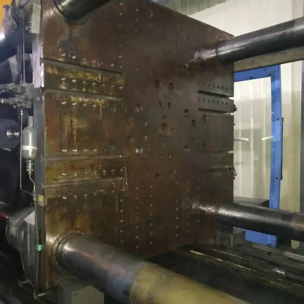 Used 1300 ton Haitian MA13000 plastic injection molding machine