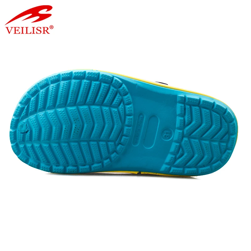 New cartoon patch summer beach walk sandals EVA kids garden clogs