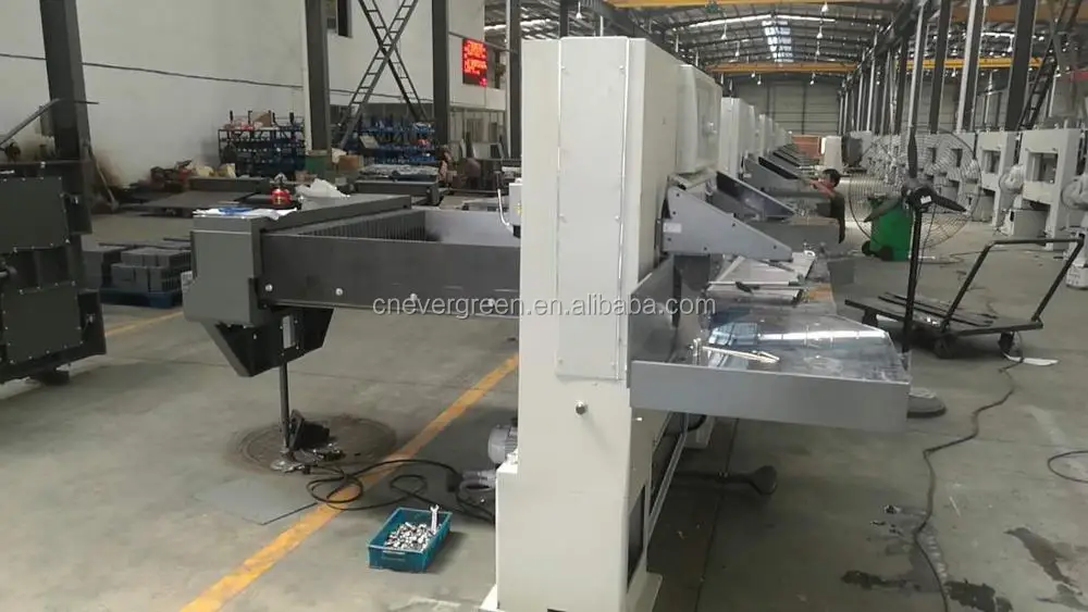 Computer program paper guillotine machine QZYK920CF (paper cutter)