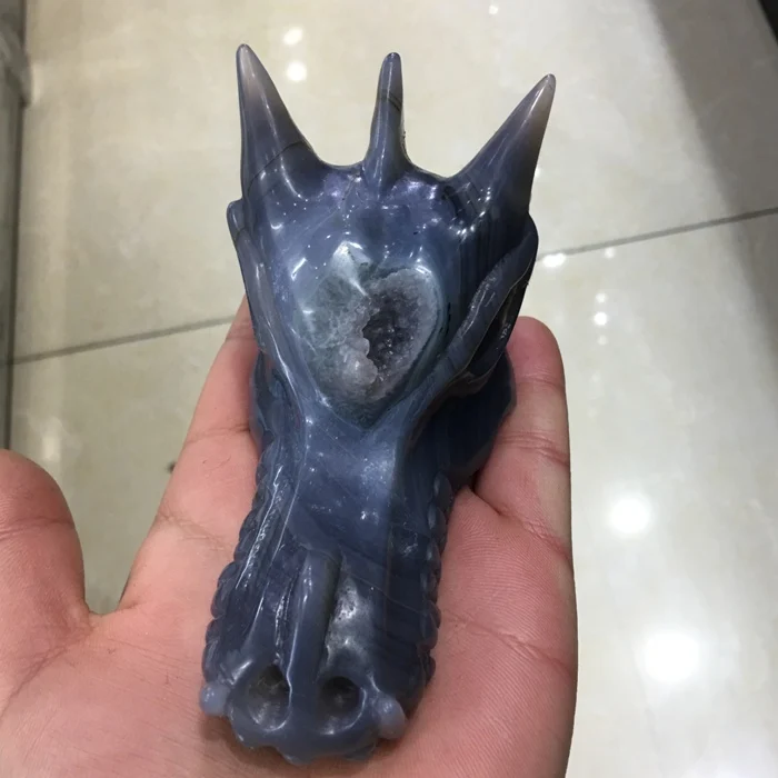 Natural Beautiful Agate Crystal Quartz Dragon Skulls Crystal Geode Carved Dragon