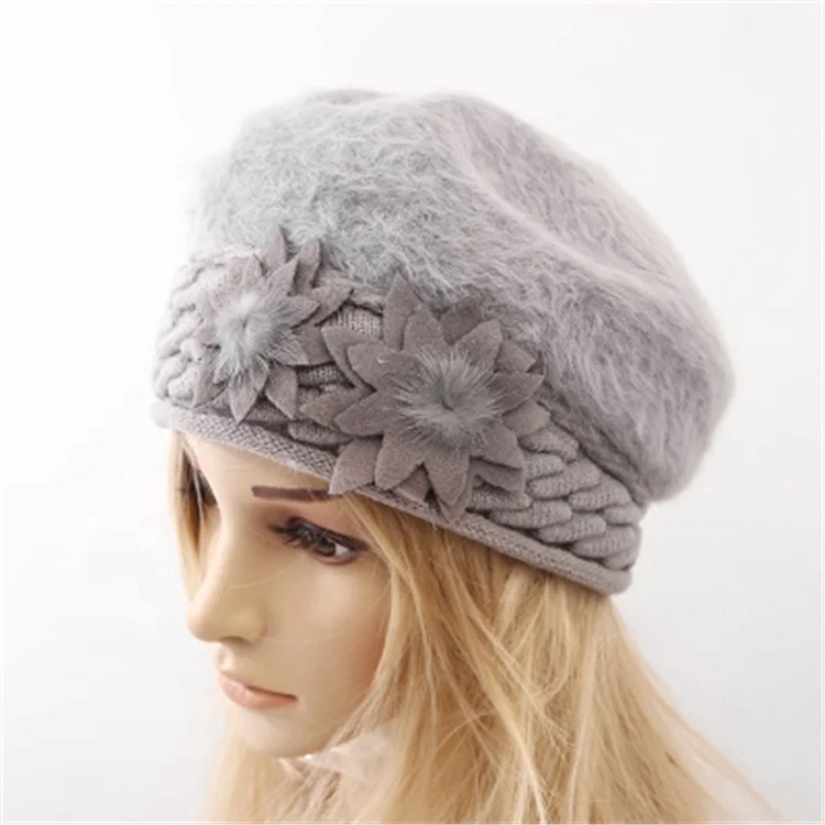 
2019 Fashion Lady Autumn Winter Casual Elegant Slouchy Flower Pattern Knit Beret Hat For Outdoor Sport 