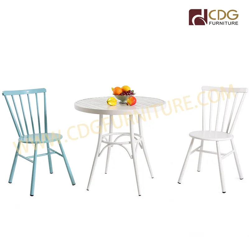 Handmade Commercial Furniture Bistro Chair Table Round Light Wooden Finish Dinning Table