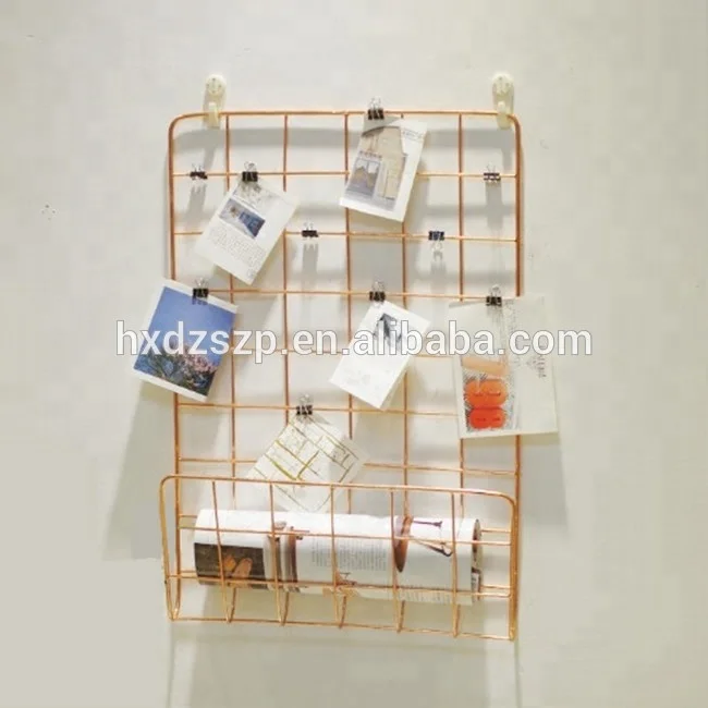 Metal wire wall photo grid