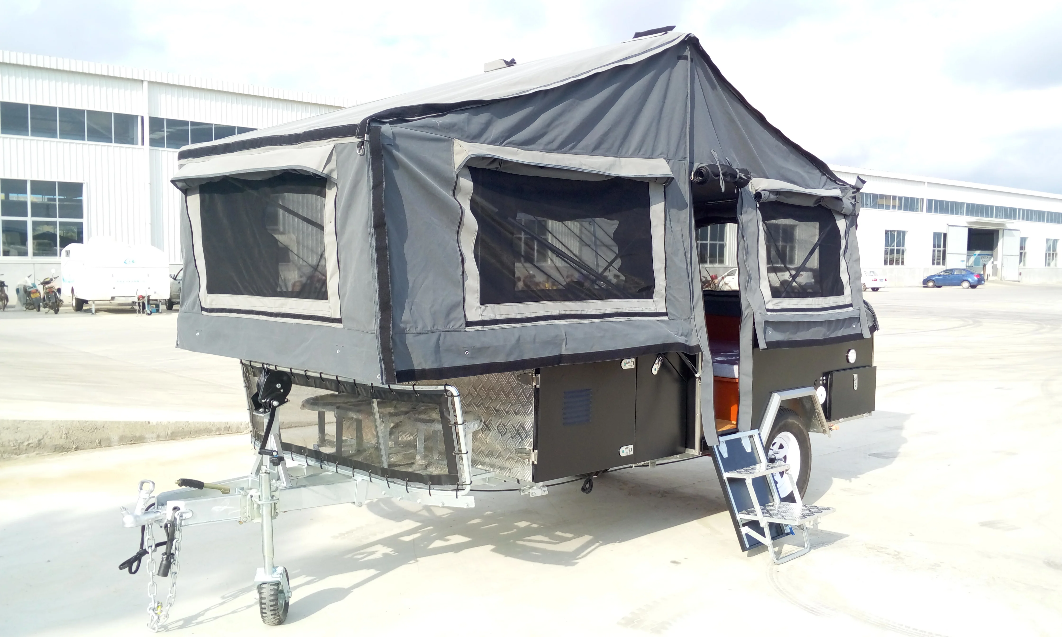 Varnish glamour utility forward folding camper trailer