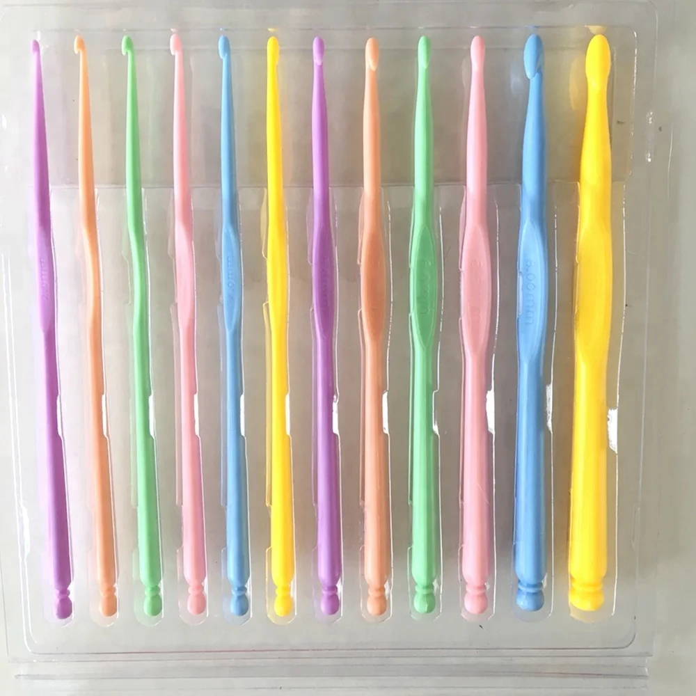 Special custom plastic crochet hook knitting needles