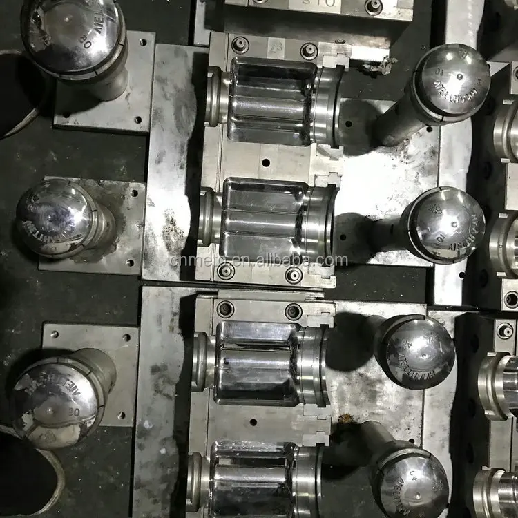 hand feeding automatic bottle out pet mini machinery for bottle plastic packaging equipment in plastic blowing machines