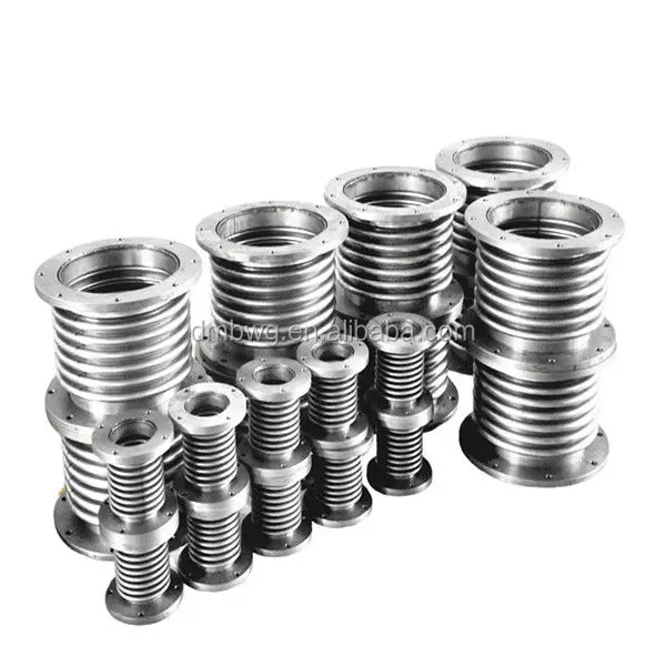 Expansion joint/small engine exhaust pipe