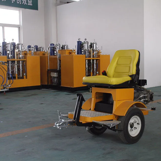 
China Famous Trademrak HW Safe Thermoplastic Automatic Road Marking Machines for asphalt High way 