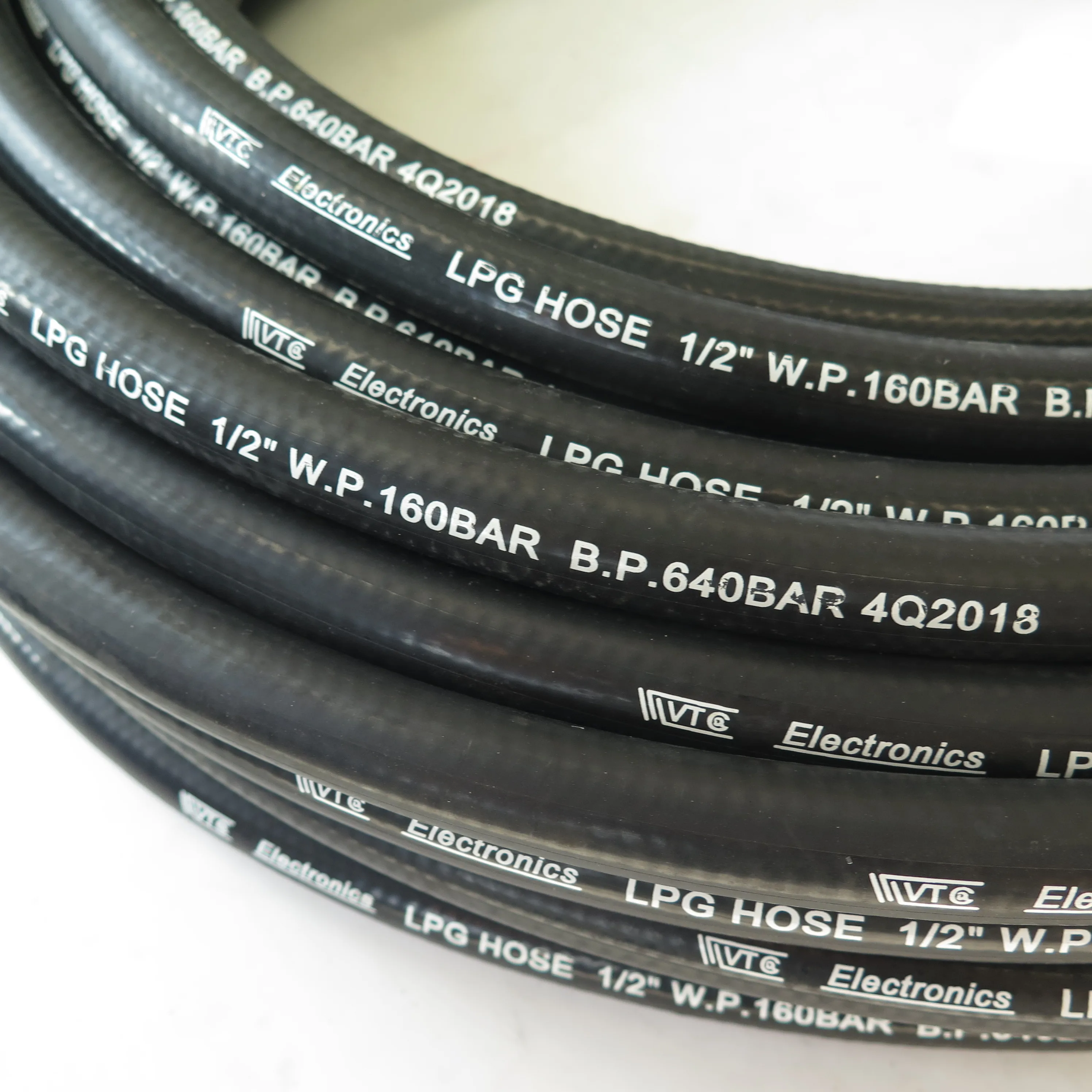 Популярный шланг для сжиженного нефтяного газа 8mm с одним слоем оплетки из стали 5/16 inch