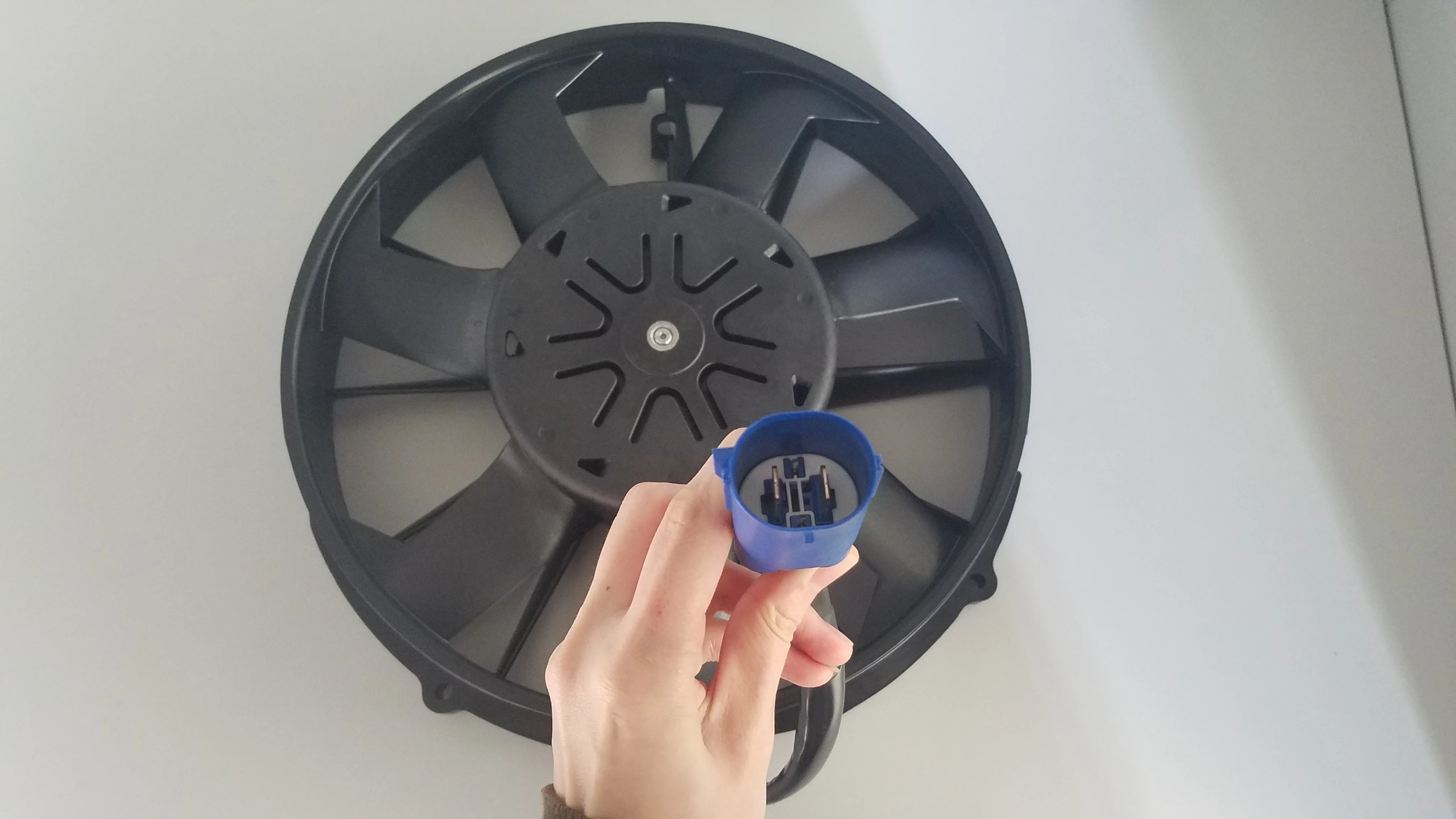  12V/24V SPL-506 автобус с бесщеточным двигателем постоянного тока вентилятора конденсатора/осевые вентиляторы/вентилятор конденсатора для спал