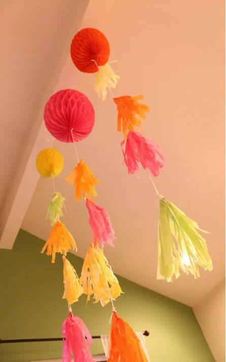 
High quality handmade DIY tissue paper tassel garland 