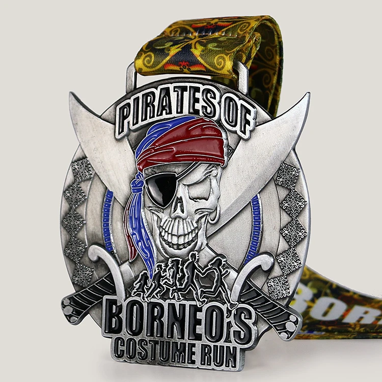 
Hot sale zinc alloy 3d emboss soft enamel metal silver skull dental medal cross 