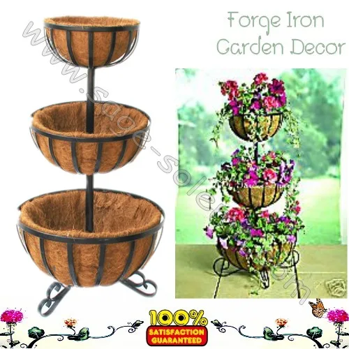China Factory Made Garden Supplies Decorative Iron Wire Metal Wall Flower Stand