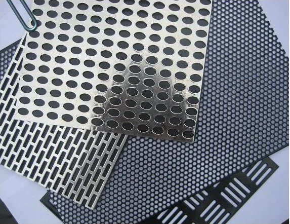 High quality perforated metal sheet 20 Years factory/Hot sale perforated metal sheets/Steel Wire Mesh