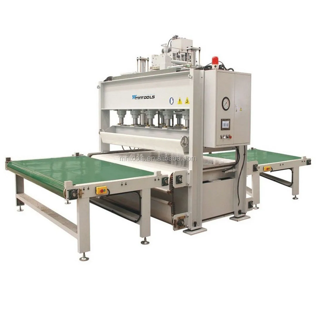 Посредством подачи горячего пресса, ламинирования шпона, ламинирования бумажной пленки