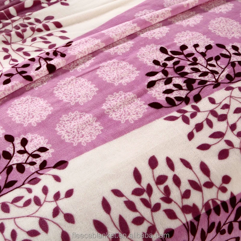 new products Soft  nice handfeeling home use cheap wholesale 100%polyester flannel fleece throw blanket