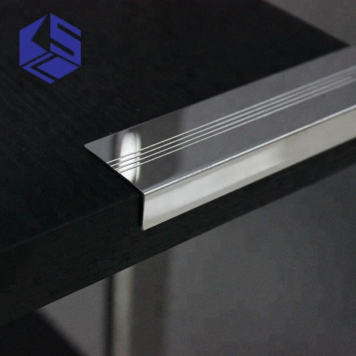 Flooring ss anti slip stair nose stainless steel 304 stair nosing