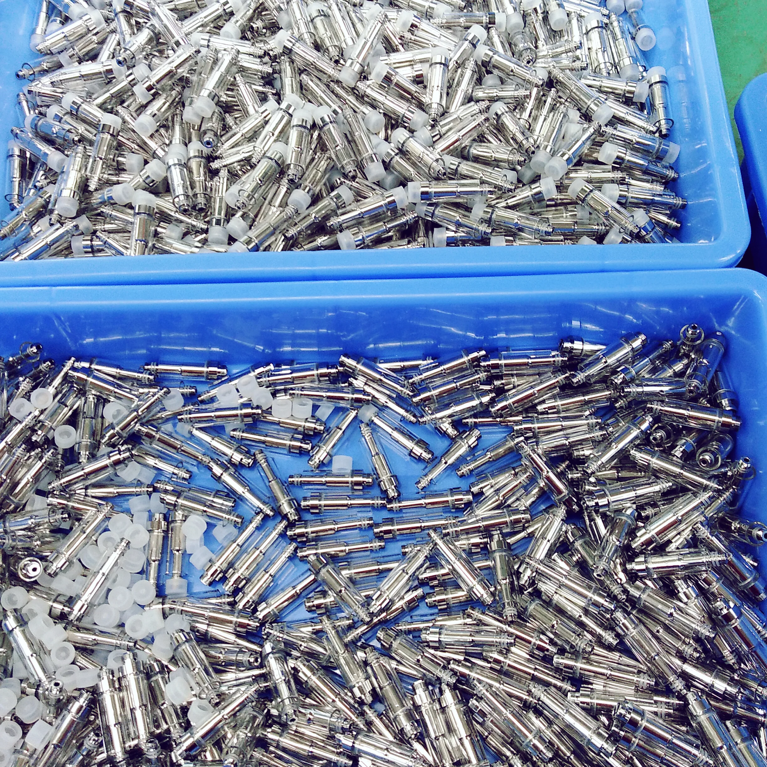 
G5 plastic tip ceramic coil lock in type cheap price factory supply .5 ml 1ml oil vape cartridge 