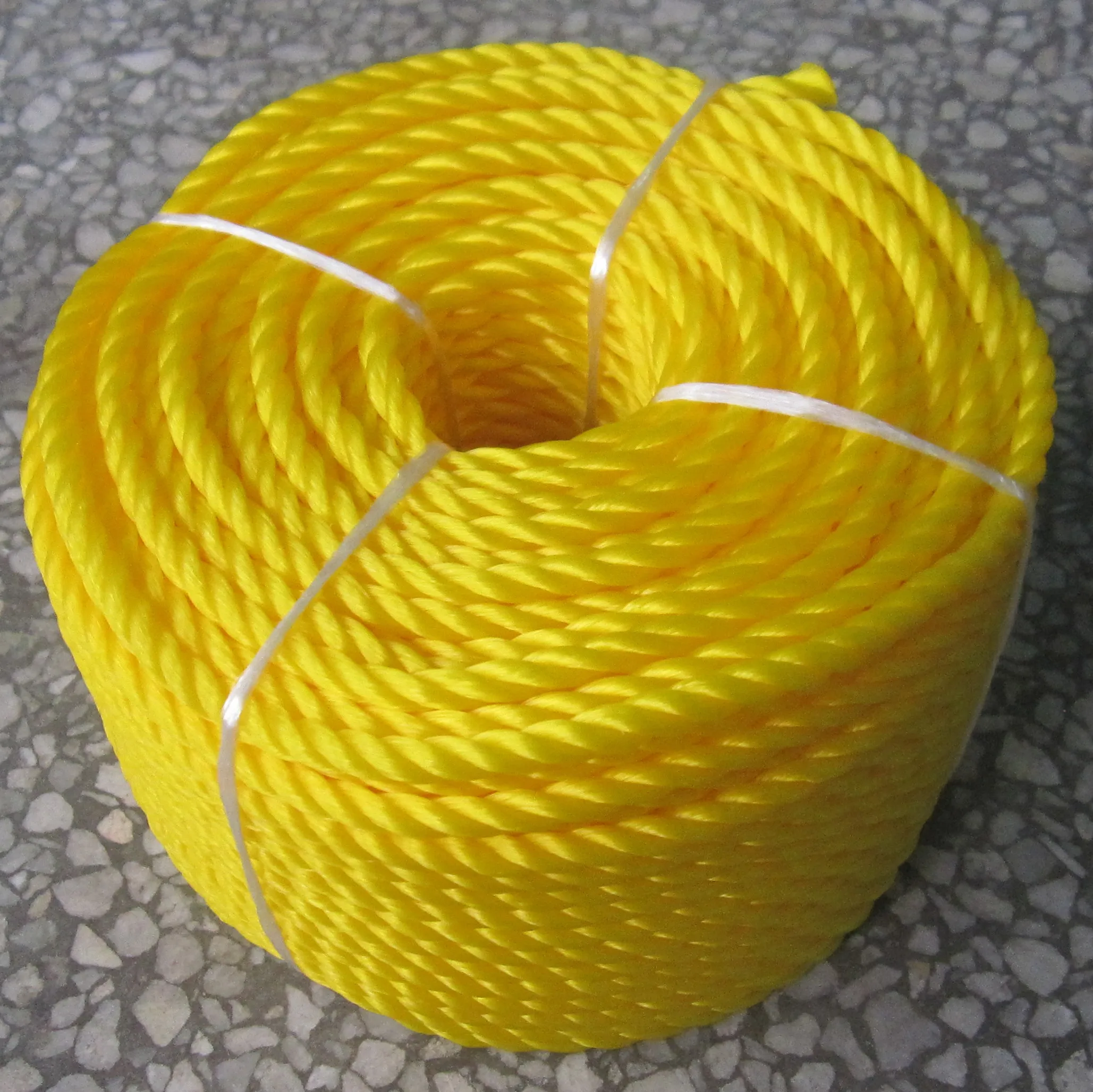 Cheap price 6mm*100yards  PE nylon rope  3 strands twisted rope for Africa