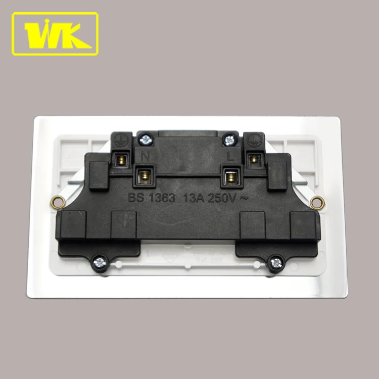 Chrome 2 Gang 13A UK Twin Electrical Power Switched Socket Outlet Double Socket Outlet