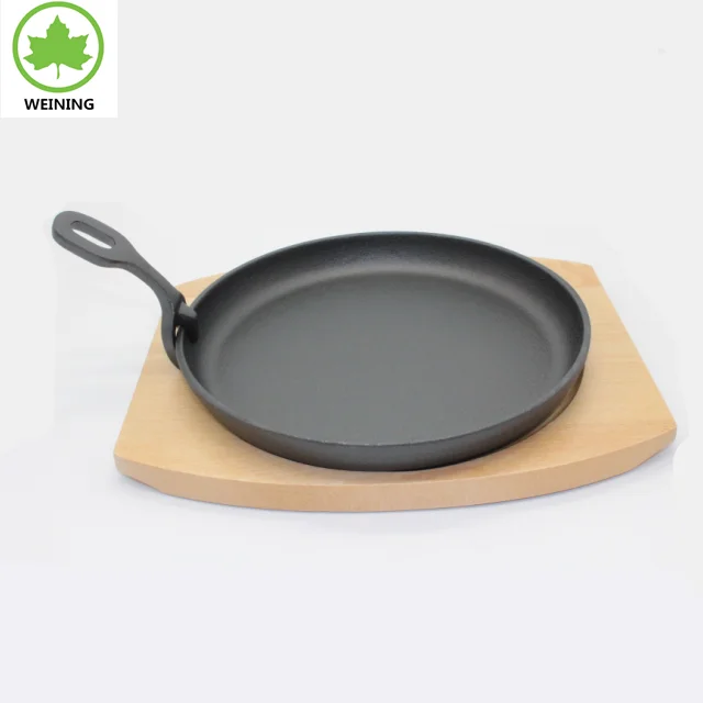 Круглый предварительно опытный чугун sizzler сковорода стейк пластина с деревянные панели