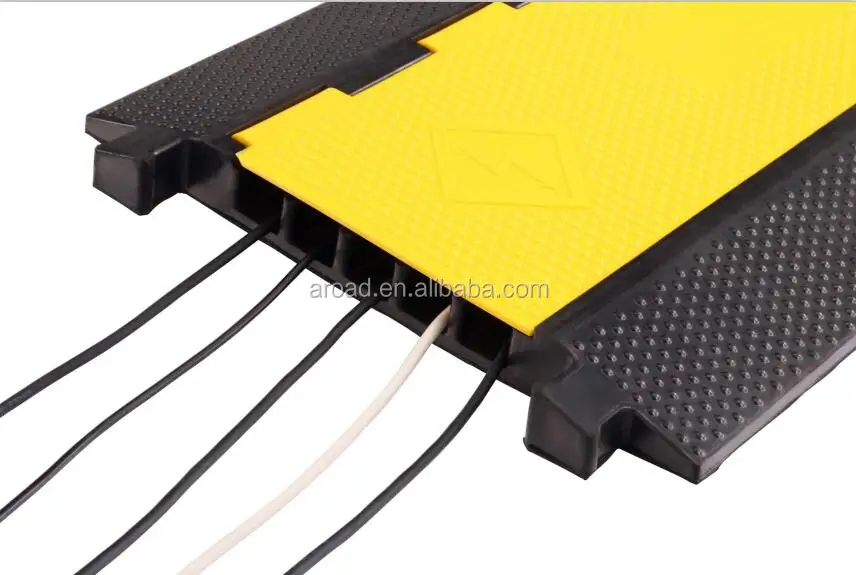 5 Channel Rubber Cable Protector Cable Speed Bump Hump with 5 Channels