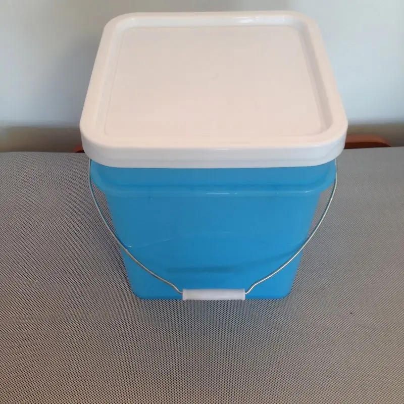 1 gallon/4 liter rectangular plastic pail paint bucket with lid