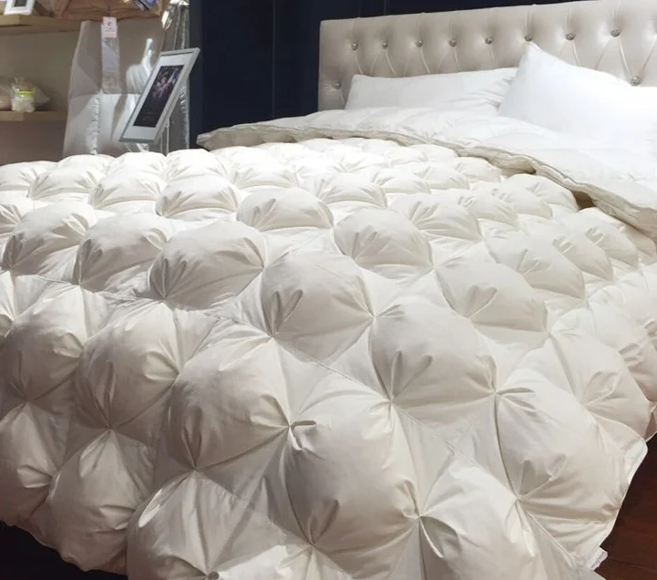 fade white color natural 95% goose down comforter Grade A silk jacquard cover 1000TC quilt queen king size Europe Royal style