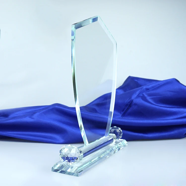 
customize shield shape crystal plaque award gift with Luxury base 