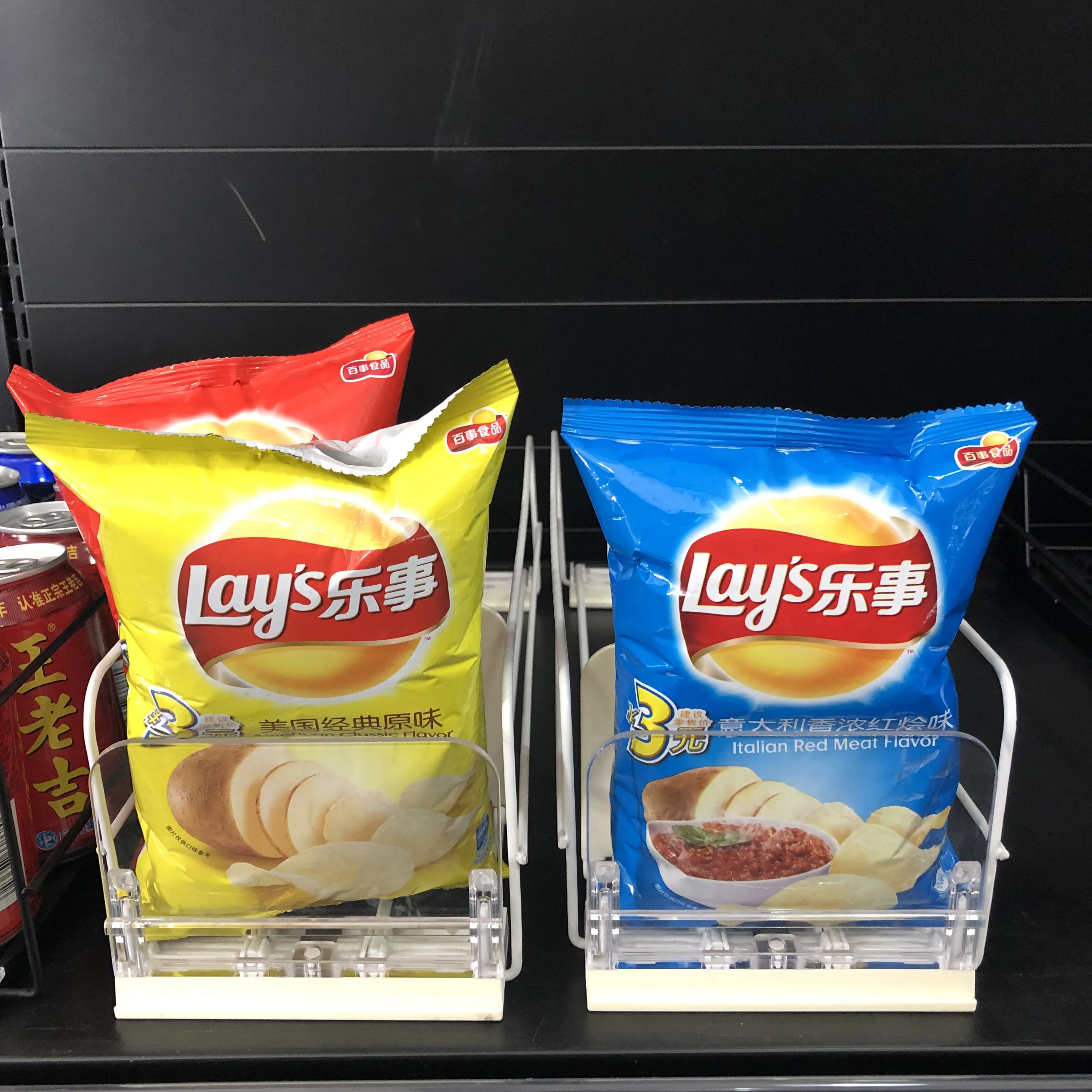 Free Sample Single Lane Automatic Magnetic Shelf Pusher System Wire Tray Pusher for Supermarket