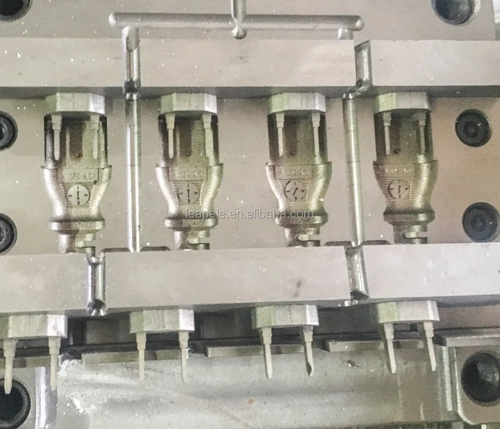 OEM Customized National Plastic Electric Computer Plug Injection Mould