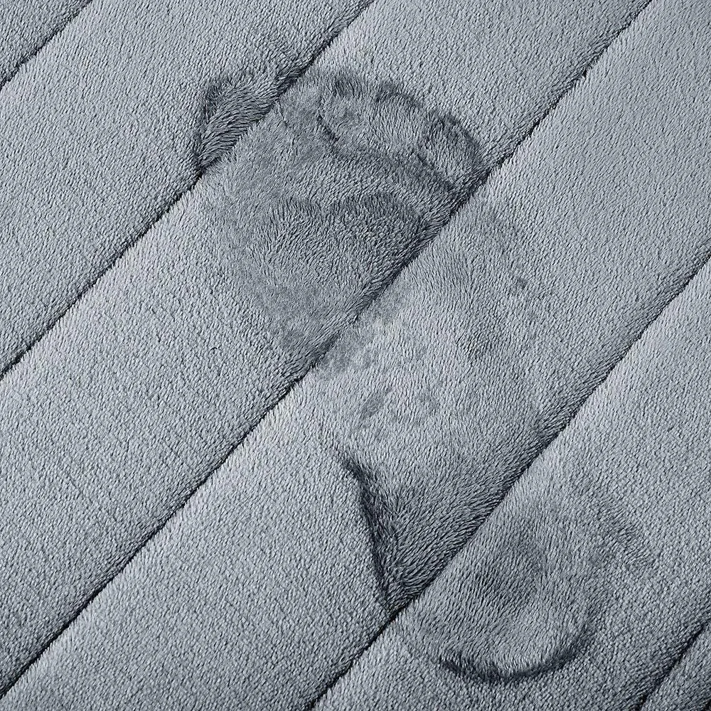 Amazon Bathroom Kitchen Door Non Slip Thick Coral Velvet Bathmat Absorbent Bath Rug Memory Foam Bath Mat with Anti-Skid Bottom