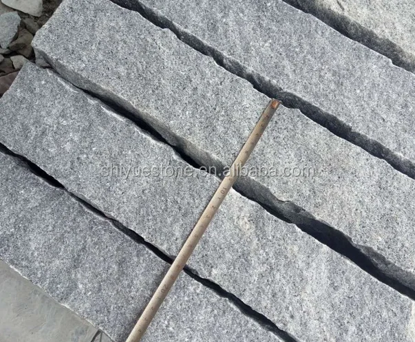 
Padang Dark G654 Granite Curbstone, Kerbstone 