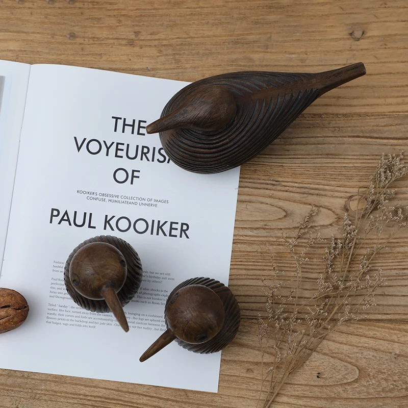 Desktop Ornament  Abstract Woodpecker Shape Small Resin Bird Figurine Home Decoration