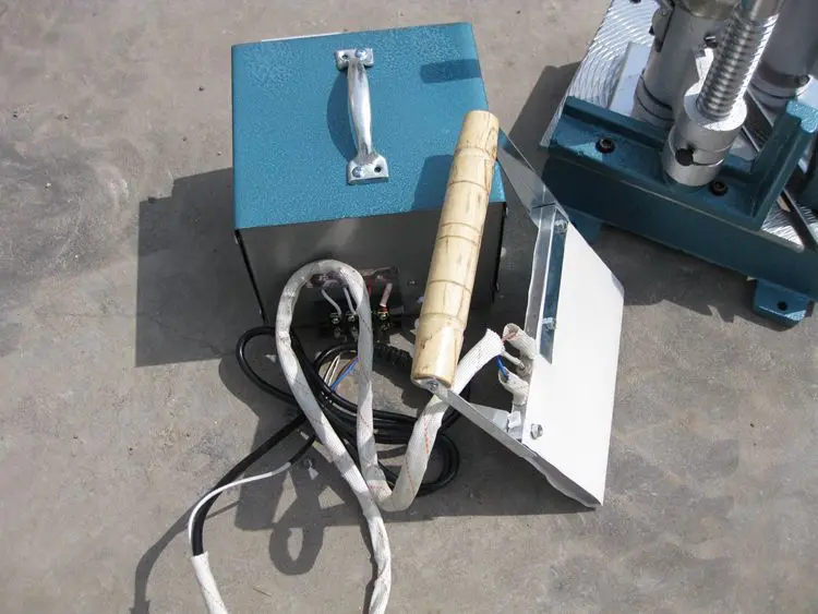 China manufacturer PVC window portable welding machine