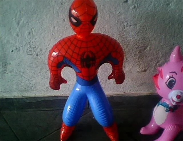 
Экологичные пластиковые игрушки из ПВХ для детей, надувной человек паук с красными губами  (60835907306)