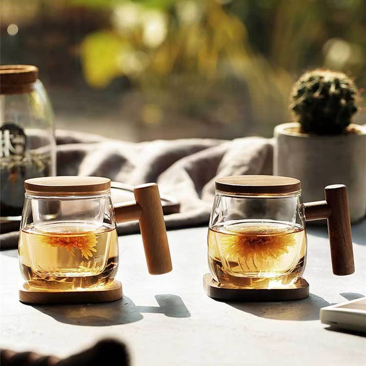 Wholesale  Creative Heat Resistant 300 ml  Tea Glass Cup With Coaster and Handle