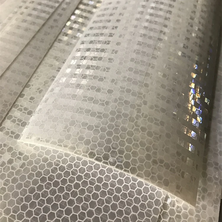 
Factory price printable plastic film prismatic reflective vinyl sheeting for warning and advertising 