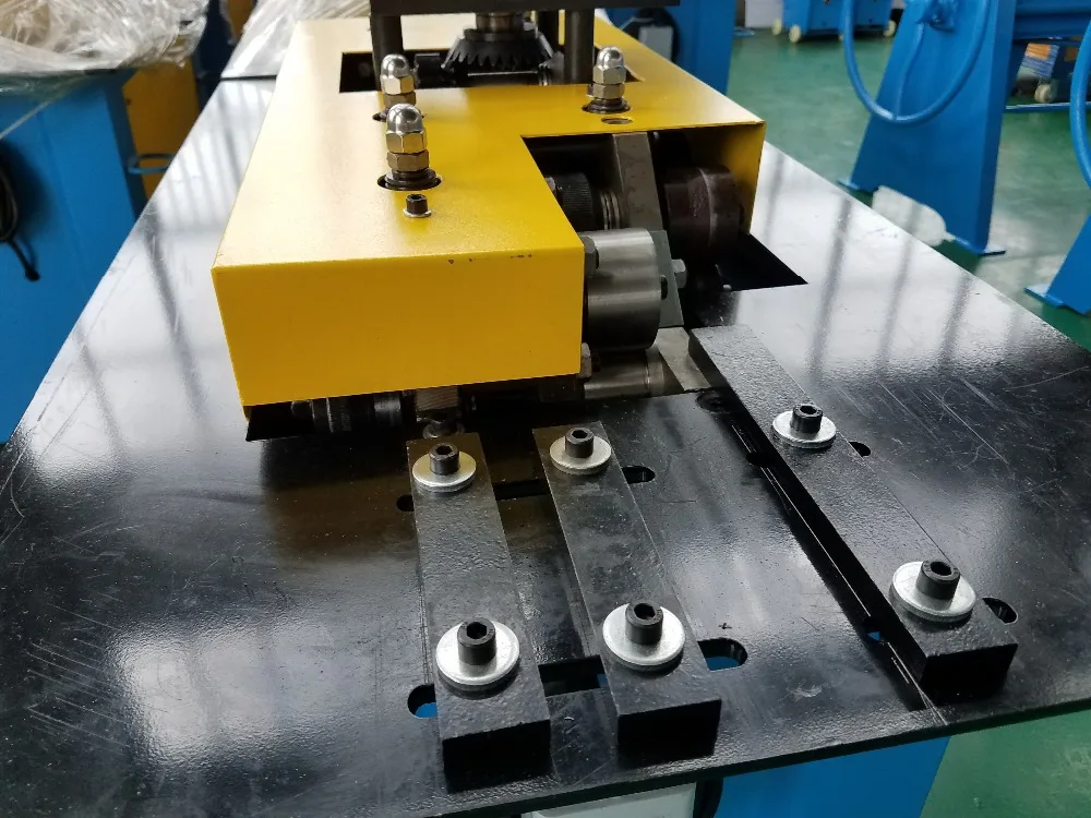 High quality multi function pittsburgh Lock Forming Machine Ventilation nipping machine