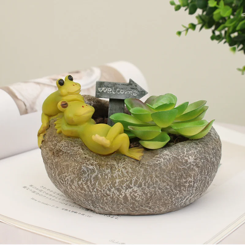 Roogo Cute Fairy Garden Miniature Imitation Stone Bunny Hedgehog Frog Bee Animal Planter Plant Box Succunlent Pots Handicrafts