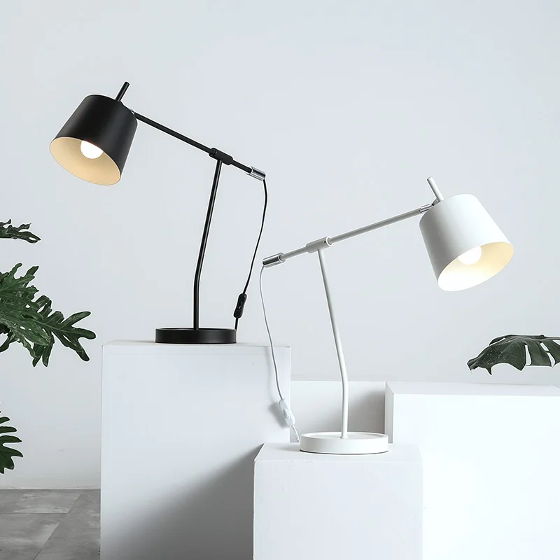 Скандинавская Регулируемая вращающаяся модная причудливая металлическая настольная лампа для ресторана