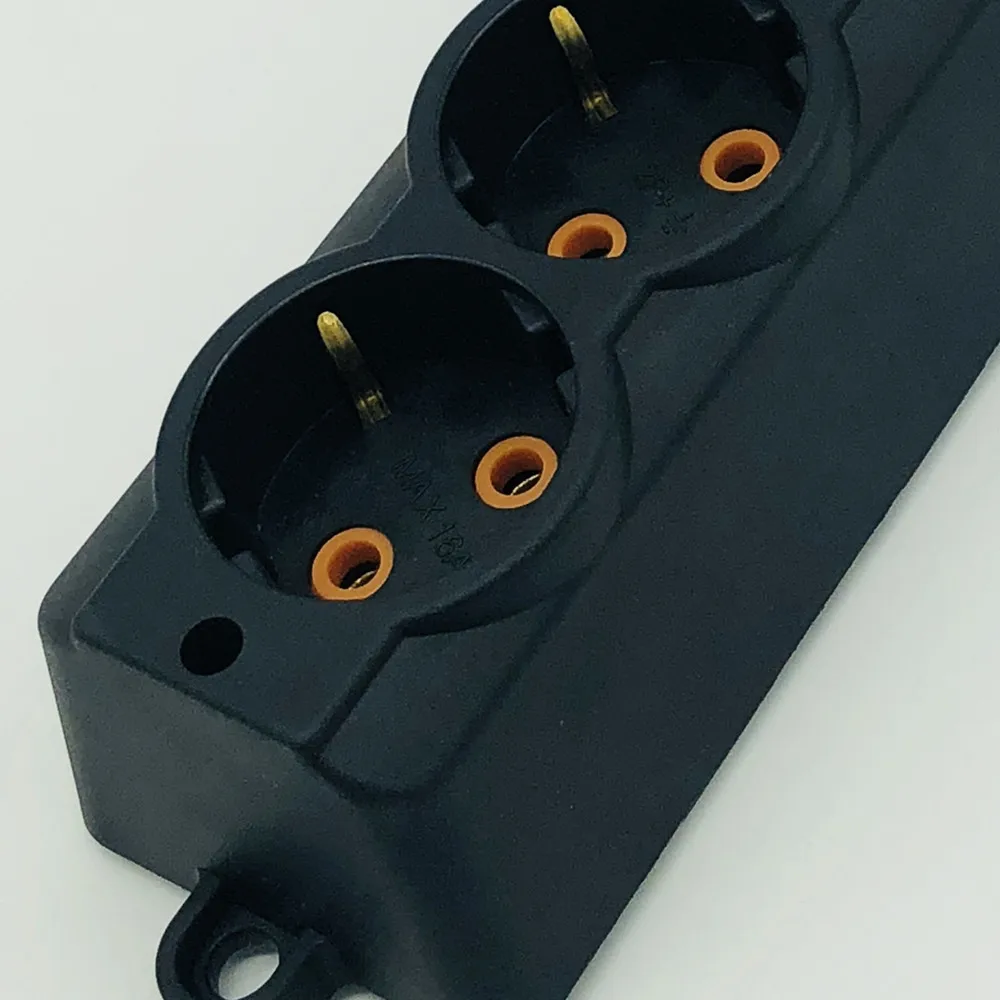Black 3 Outlets European Plug Schuko Extension Socket Power Strip with Child Protector