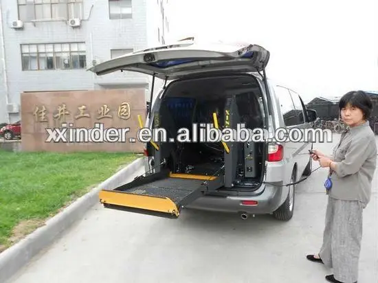 Outdoor Electric Power Wheelchair Lift Disabled Handicapped People Elderly Wheelchair Scissor Lift Platform 300kg Capacity